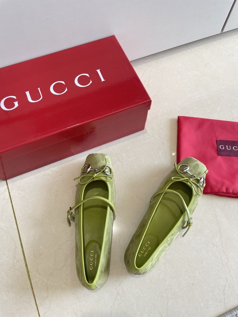 Gucci Flat Shoes